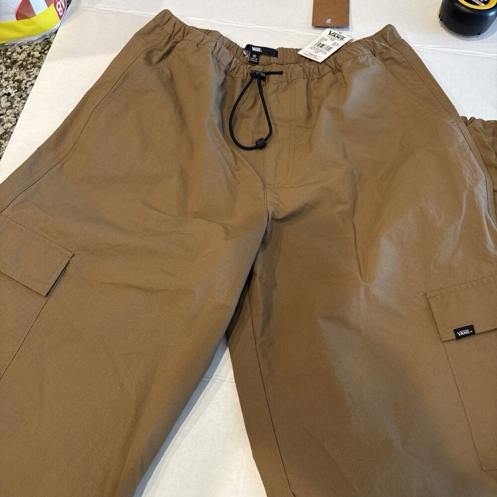 Vans Riley Cargo Parachute Pants (Style VN000JD0YJ2) in brown color